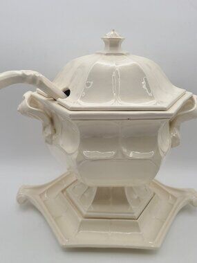 Rare Beautiful Duncan Enterprises Ceramic Soup Tureen with Spoon